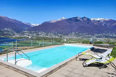 Image de Confortable appartement avec Wifi, piscine, Tv, terrasse, animaux admis, vue panoramique et parking