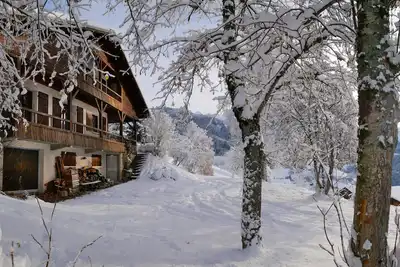 Image de Appart en Chalet de 80m², au calme, à 2 min du village et 5min de la statio