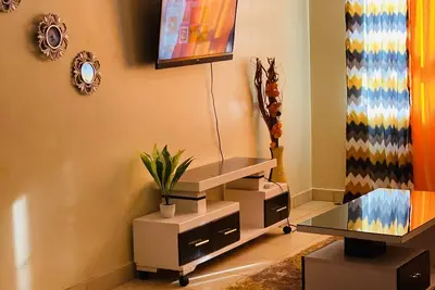 Image de Skys comfy place apartment situated 25 min from Jkia airport, and WiFi connected.