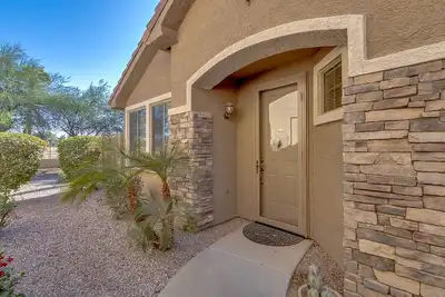 Image de Quiet, Gated Community in Ne Mesa, central Arizona with Heated Pool and Spa