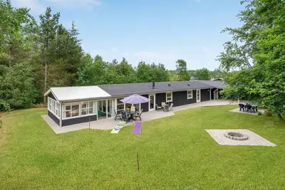 Image de Belle maison à Glesborg avec WiFi