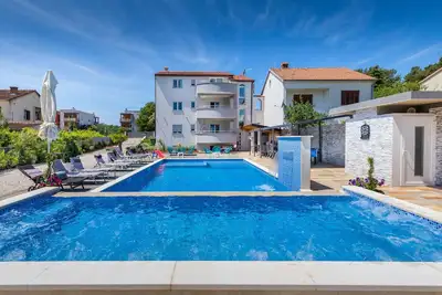 Image de Belle maison à Pula avec jacuzzi