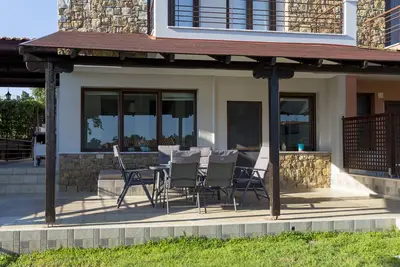 Image de Villa Kristin 2 - Great Location, Sea Views, Bbq