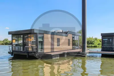 Image de Magnifique navire de 2 chambres à Ohé.