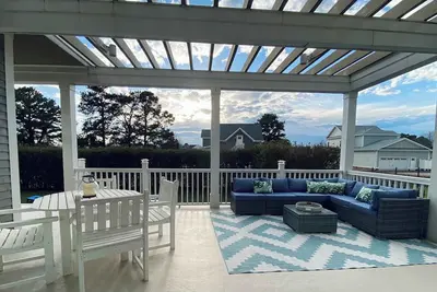 Image de Wave on Wave - Chesapeake Properties