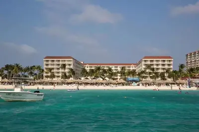 Image de Ocean view, on beach, spacious fully equipped apartment in Aruba