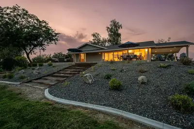 Image de Wine Country River Front Paradise with Private Dock