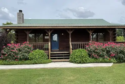 Image de Anglers Cove offers a relaxing vacation experience near Dale Hollow Lake!