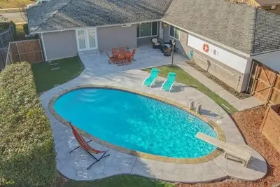 Image de Dream Vacation Home with Pool for Large Groups!