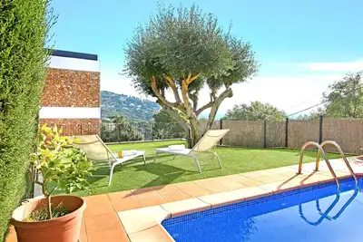 Image de 1esq 01 - Maison de 6 chambres avec jardin et piscine privée située à Llafranc à 800m de la plage
