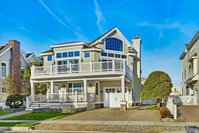 Image de 7th house from the beach, a quiet beach and a short walk to restaurants, beach bars and a recreation park for children and adults