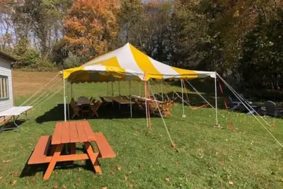 Image de Secluded 21 acre family get-away! Close to Rails to Trails bike path. Sleeps 8+