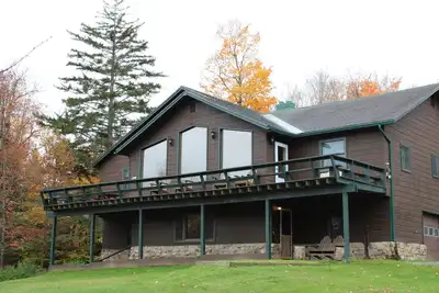 Image de Adk Camp Cardinal -Serene Adirondack Luxury Cabin- Hot Tub