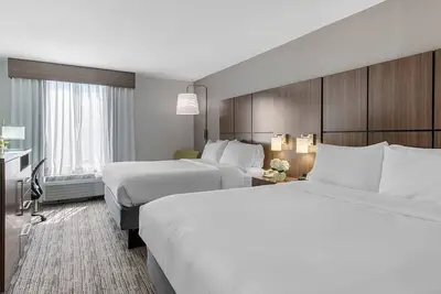 Image de Pet Friendly Spacious Suite Near I-95 | Pool + Free Parking | Near Indian River