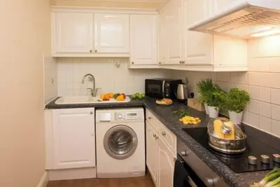 Image de Penthouse Accommodation 2- Premier Lodge