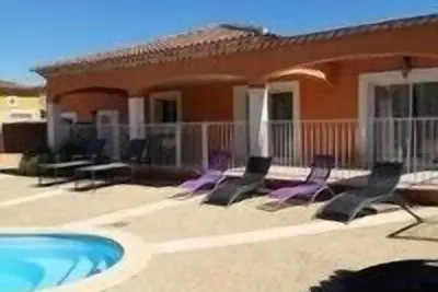 Image de Villa avec piscine privée