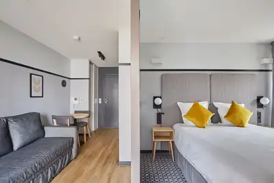 Image de Suite au Centre de Lyon! Kitchenette Equipée