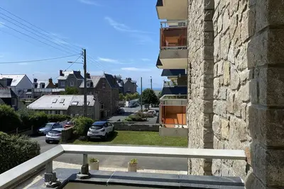 Appartement T3, dans une résidence à 100m de la plage, au cœur du Val André.