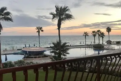 Image de Modern 1 Bedroom Oceanfront Condo With Breathtaking Views 🌴Sonoran Sun Resort🌴