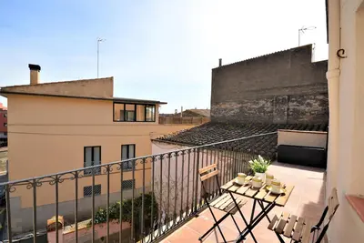 Peixateries Velles, 1-2. Pour 4 personnes, wifi, clima, en plein centre de la ville.