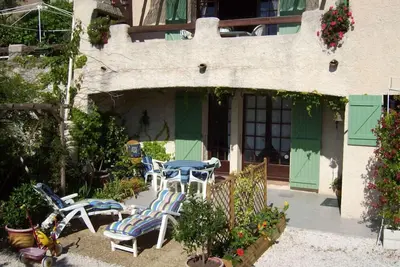 Image de T2 rdc villa proche mer 4p Hyeres