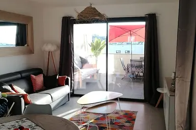 Image de Porticcio, les pieds dans l’eau à 300 m, T2 neuf dans résidence de standing