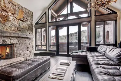 Image de Stunning 4 bedroom condo Snowcloud base of Bachelor Gulch by RedAwning