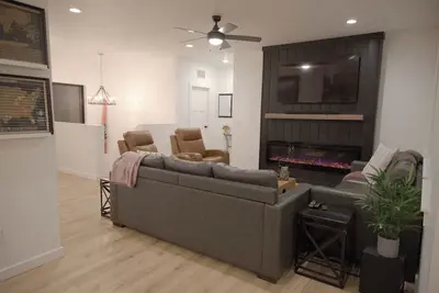 Image de Modern Mountain Home at the base of Targhee Ski Resort-Private Hot Tub -A. C. unit
