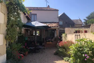 Image de Charming house on Loire Deux Sevre Border