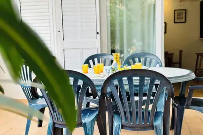 Image de Bien SITUÉ, En 1ère Ligne De La Plage De Roses.