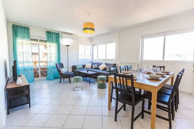 Image de ☀☀Superbe 100m² ☀Climatisé ☀ 2 Blacons ☀