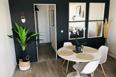 Image de Appartement «  les pieds dans l’eau » sur la plage  de Tresmeur de Trebeurden.