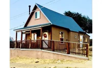 Image de Our Mountain Family Cottage is your ideal getaway!