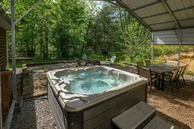 Image de Sleepy Bear Ranch - Hot Tub and Pet-friendly!