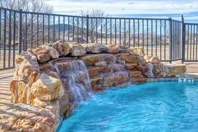 Image de 5 O'clock Somewhere @ Frio Select Rental Homes