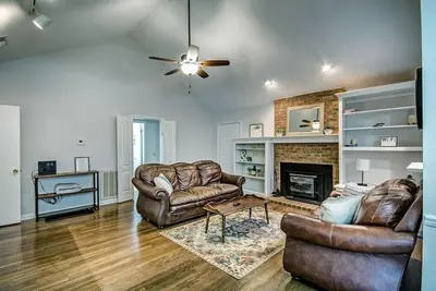 Image de Two Bedroom Near the Reservoir by Great Fishing