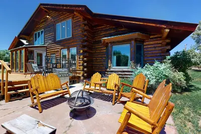 Image de West Elk Wilderness Lodge