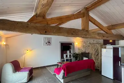 Charmant gîte 2 pers avec terrasse privative et proche Vélo Rail