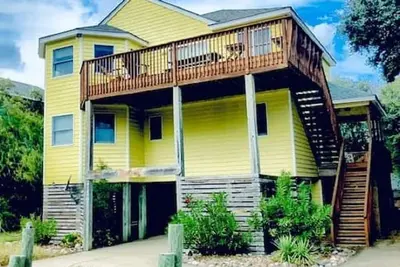 Image de Corolla Oceanside newly renovated in 2025 + pool hot tub, quick walk to beach!