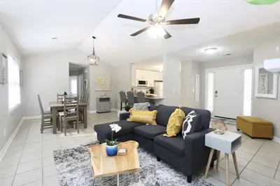 Image de Cute and spacious house just for you!