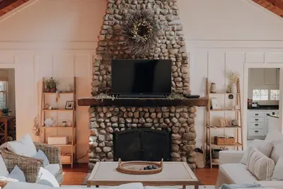 Image de Private Beachfront Retreat on Lake Michigan