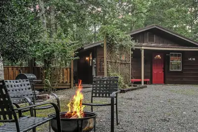 Image de Amazing Dreams (2-Bedroom Cabin) by RedAwning