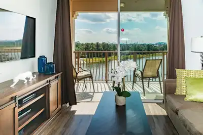 Image de Lake view condo in Vista Cay Resort!