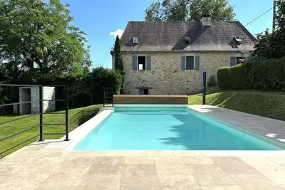 Maison Hermitage, grande maison avec piscine privée chauffee