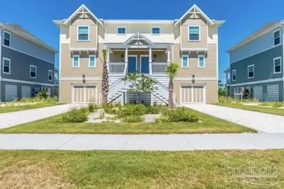 Image de Luxury Four Bedroom Home in Golf Community with Exclusive Gulf Front Beach Club