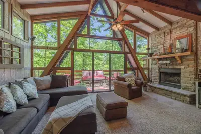 Image de Snug Harbor by Innsbrook Vacations!