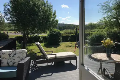 Image de Villa with lake view