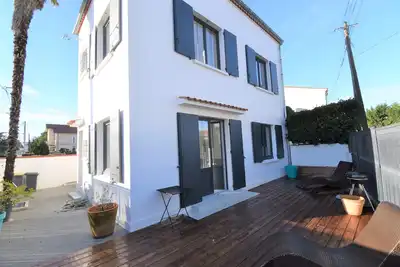 Image de Maison rénovée à Royan Pontaillac proximité immédiate des plages