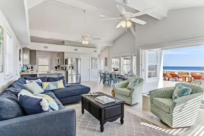 Image de Duke`s Beach House | Oceanfront | Huge Deck | Breathtaking Views