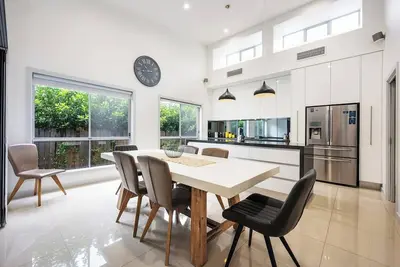 Luxury meets Modern along Cudgegong River